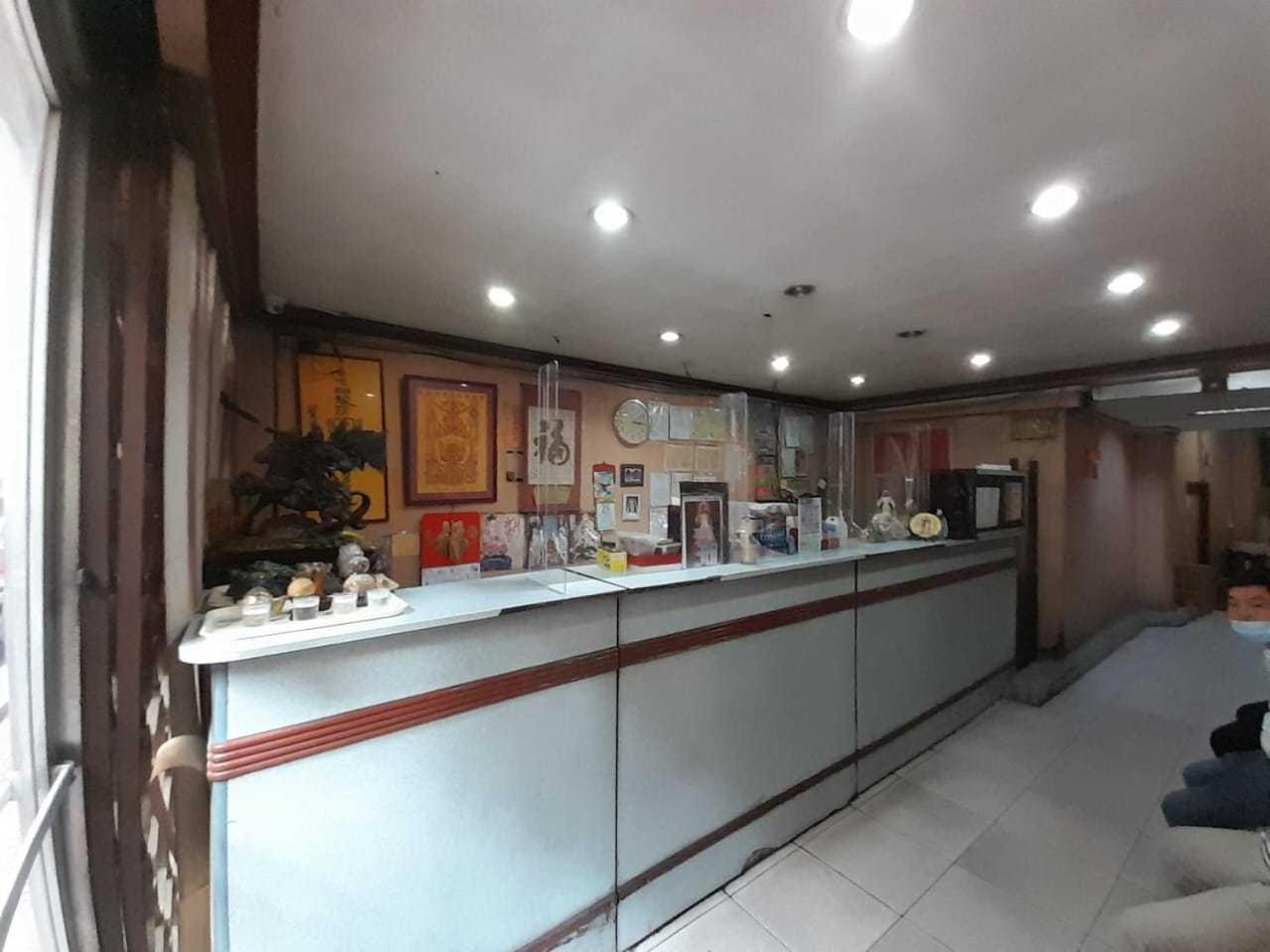 Oyo 1011 First Hotel 마닐라 외부 사진